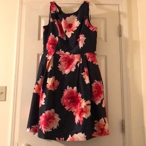Floral Dress 🌺